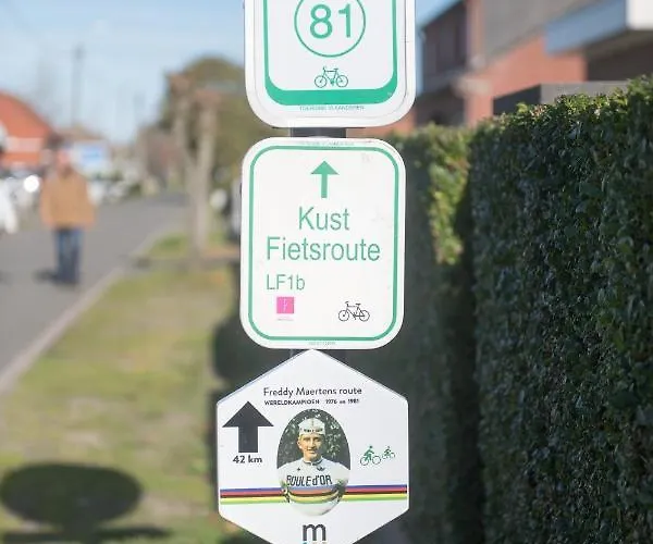 Aparthotel Fields Of Ellis